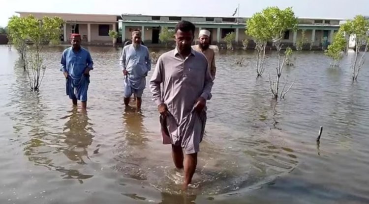 पाक के मुजफ्फराबाद में  बाढ़, जल आपातकाल घोषित