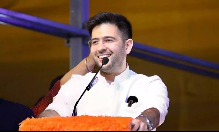 राघव चड्ढा बनाम संदीप पाठक: आम आदमी पार्टी को किसके जाने से लगा बड़ा राजनीतिक झटका