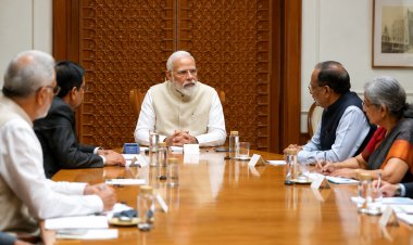 वैश्विक संकट के बीच मोदी की बड़ी बैठक, अर्थव्यवस्था को रफ्तार देने पर मंथन