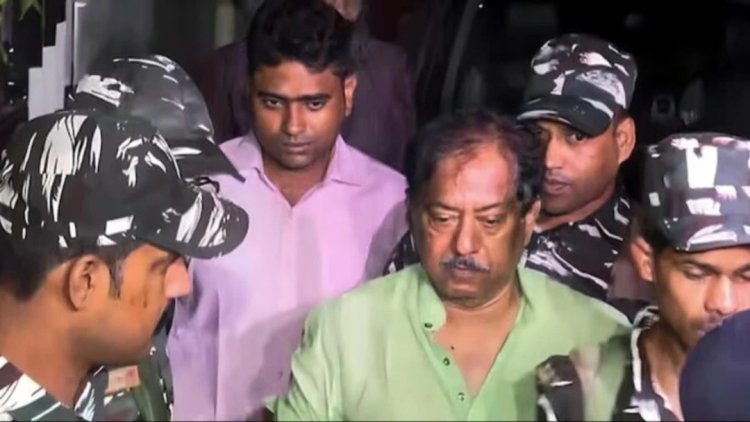 ममता को दोहरा झटका लगा