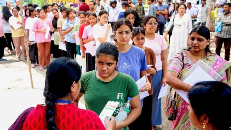 नागपुर छात्र के सेंटर विवाद पर खुलासा