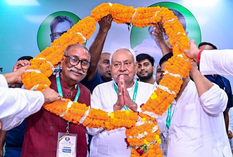 फिर जेडीयू की कमान संभालेंगे नीतीश कुमार