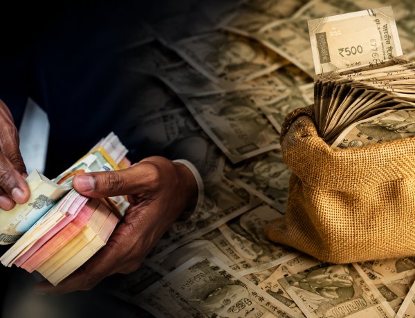 5 साल में 4 गुना बढ़े 100 करोड़ कमाने वाले लोग!