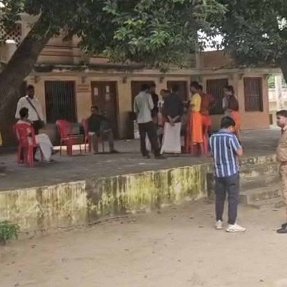 नारदानंद आश्रम से लापता 3 छात्र 17 घंटे बाद बरामद:सीतापुर से 10 फीट दीवार फांदकर लखनऊ पहुंचे