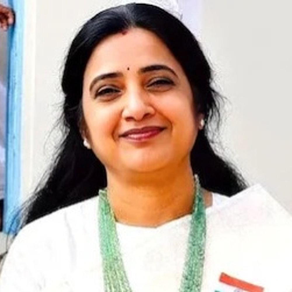 तेलंगाना प्रिंसिपल मर्डर, आखिरी कॉल से पकड़ाए 2 स्टूडेंट्स:आरोपियों ने चाकू से 27 वार किए गए थे, कैश और मोबाइल बरामद