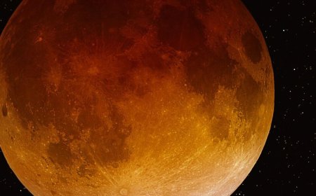 28 अगस्त को रक्षाबंधन और चंद्र ग्रहण:भारत में नहीं दिखेगा ग्रहण, इसलिए सूतक भी नहीं रहेगा, पूरे दिन किए जा सकेंगे रक्षाबंधन से जुड़े धर्म-कर्म