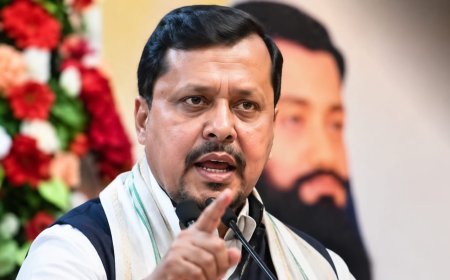 सज्जन कुमार के घर जाना पड़ा भारी! नितिन नवीन ने 3 सांसदों को फटकारा