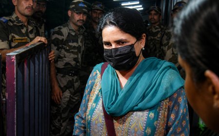 सीएमआरएल मामले में ईडी का बड़ा एक्शन, कोझिकोड में 8 ठिकानों पर छापा