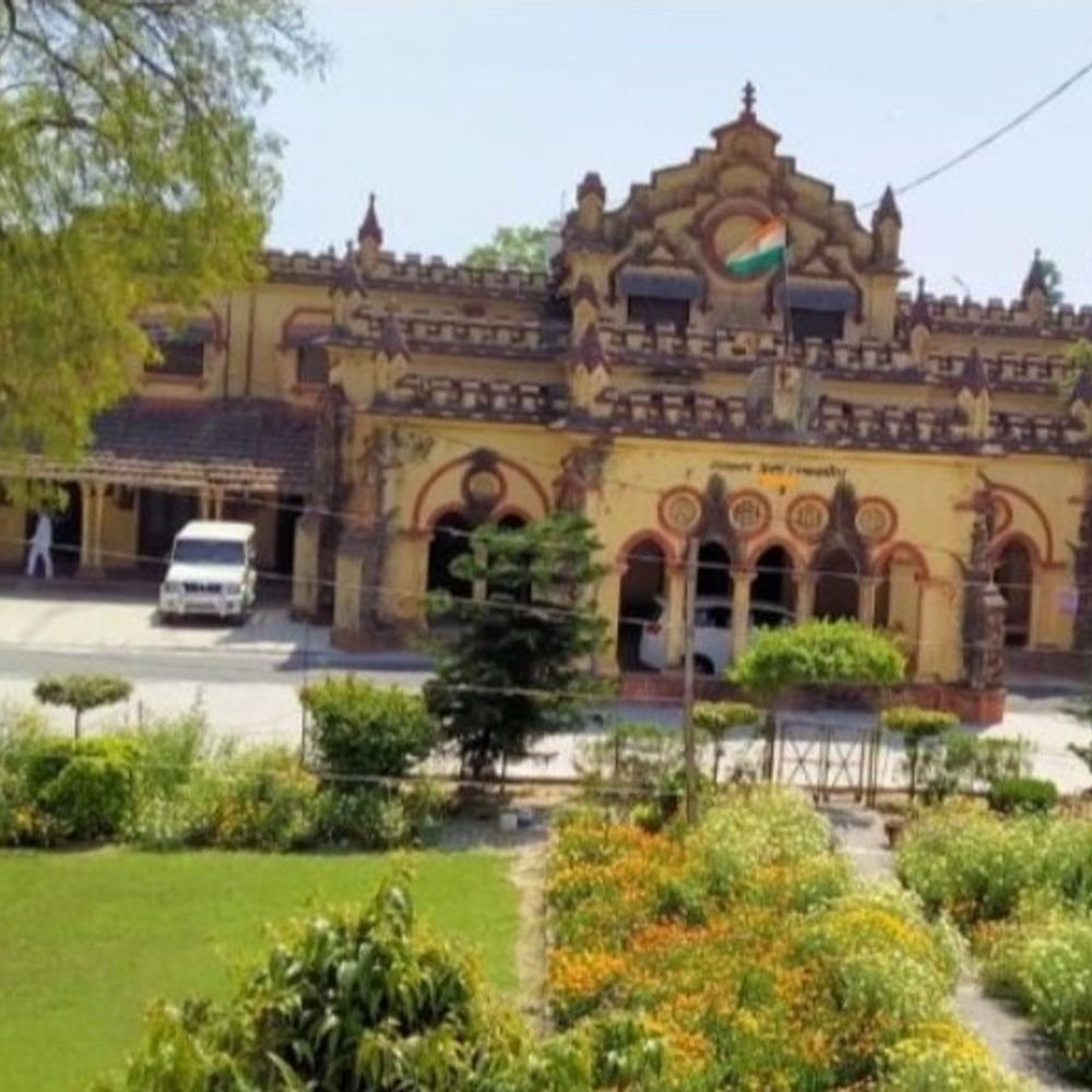 13 साल बाद विधवा को मिला बीमा का हक:स्थायी लोक अदालत ने 90 दिन में 5 लाख रुपए देने का आदेश दिया