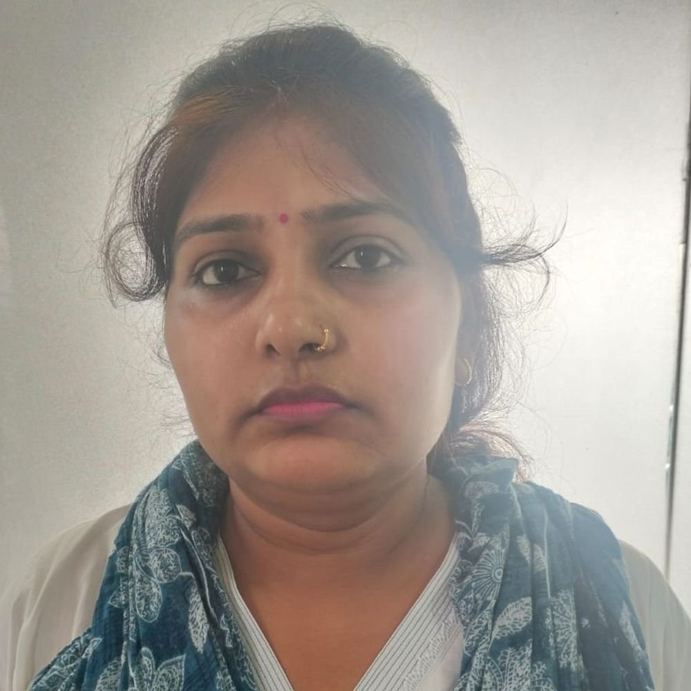 महिला कानूनगो 20 हजार रिश्वत लेते गिरफ्तार:प्रयागराज में एंटी करप्शन टीम की ट्रैप कार्रवाई; गृहकर संशोधित करने के बदले मांगे थे रुपये