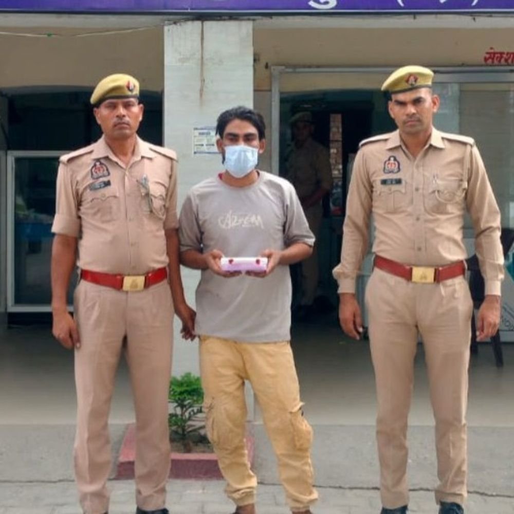 सहारनपुर में 50 लाख की स्मैक के साथ तस्कर गिरफ्तार:265 ग्राम स्मैक मिली, आरोपी पर पहले से 7 मुकदमे