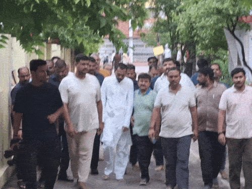 वाराणसी पहुंचे बिहार के स्वास्थ्य मंत्री निशांत कुमार:बोले - चिकित्सकों की छवि जीवनदाता की बनी रहे इसलिए कार्रवाई