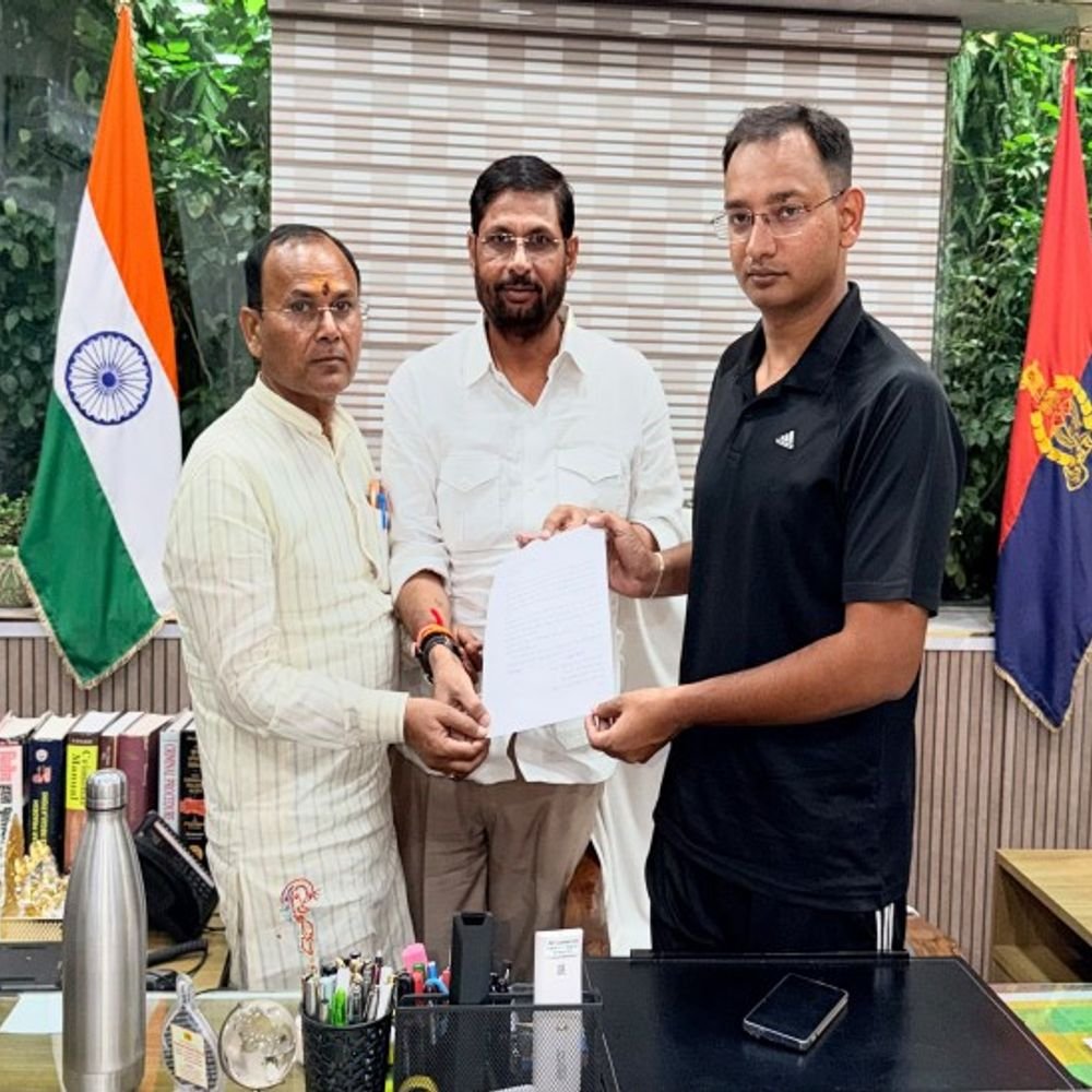 पाकिस्तान के नंबर से भाजपा विधायक को धमकी:परिवार को बम से उड़ाने की कही बात, मथुरा पुलिस से की शिकायत
