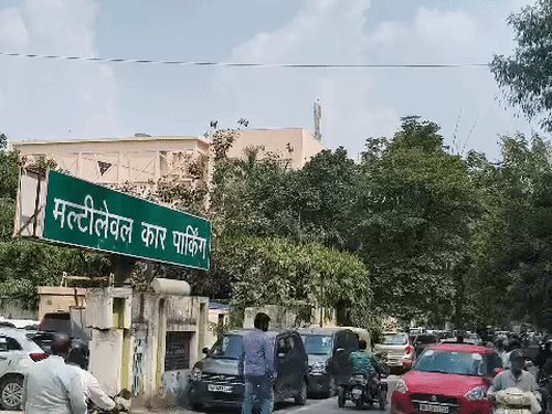 गाजियाबाद में टेम्प्रेचर 33°C:रुक-रुक कर हवा बह रही, आसमान में बादल, कल बारिश का अलर्ट
