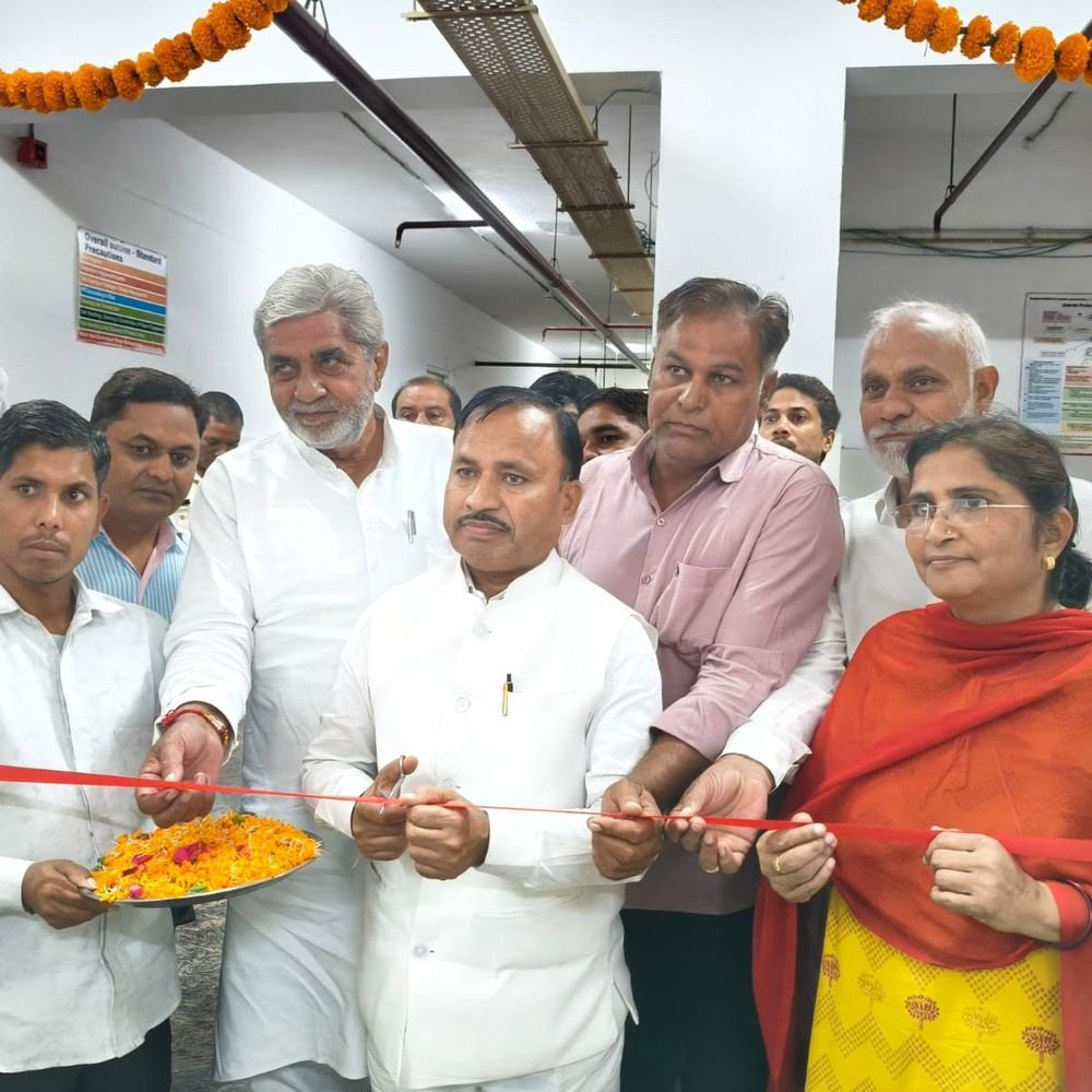 हापुड़ जिला अस्पताल में 10 बेड की डायलिसिस यूनिट शुरू:सदर विधायक ने किया उद्घाटन, किडनी मरीजों को मिलेगी डायलिसिस की सुविधा