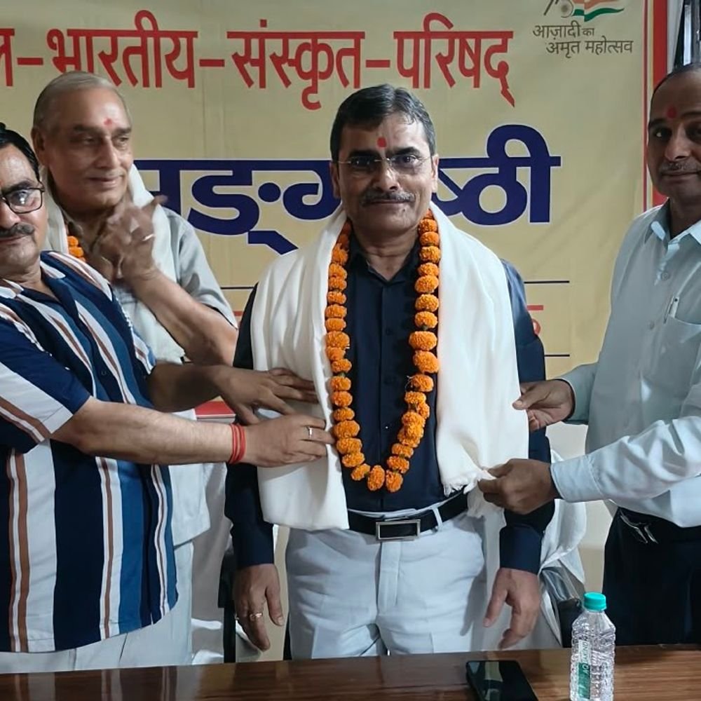 आभूषणों की प्रासंगिकता तथा वैज्ञानिकता पर कार्यक्रम:लखनऊ में डॉ. ऋतू सिंह ने बताए आभूषण पहनने के वैज्ञानिक और स्वास्थ्य लाभ