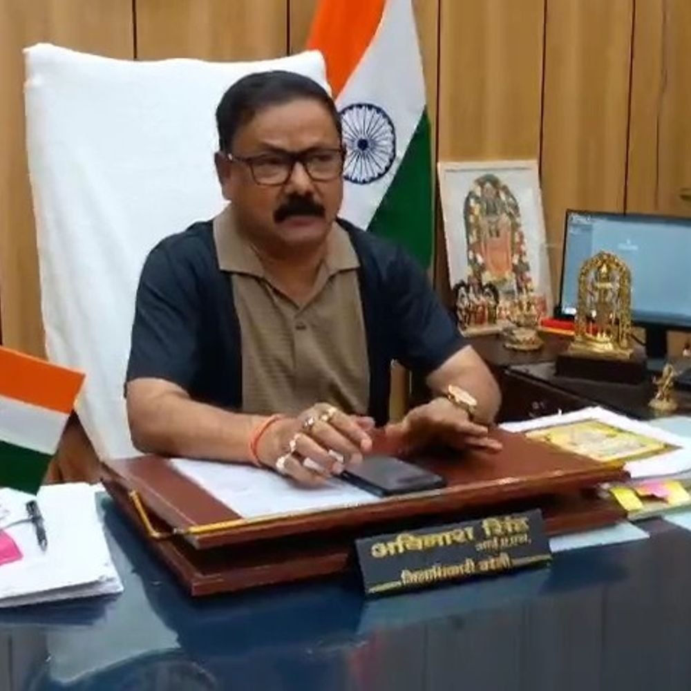 बच्ची का बिस्कुट-कुरकुरे रोकना PVR को पड़ा भारी:बरेली DM ने लगाया ₹2 हजार जुर्माना, लाइसेंस की शर्त तोड़ने पर कार्रवाई