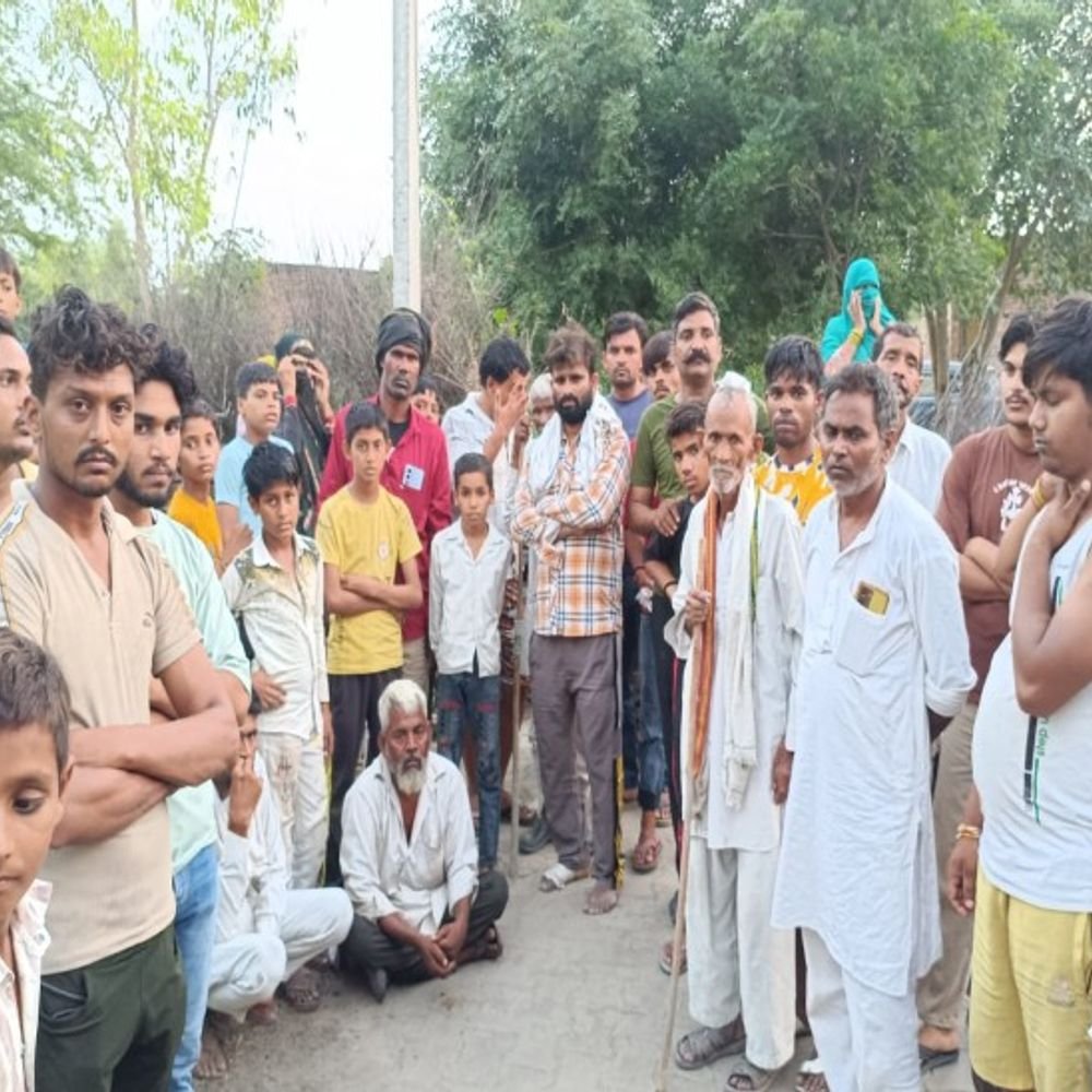 युवतियों को विषाक्त पदार्थ देकर हत्या करने का आरोप:मथुरा के छाता में 2 की मौत,परिजन बोले 20 साल पुरानी रंजिश में दिया वारदात को अंजाम