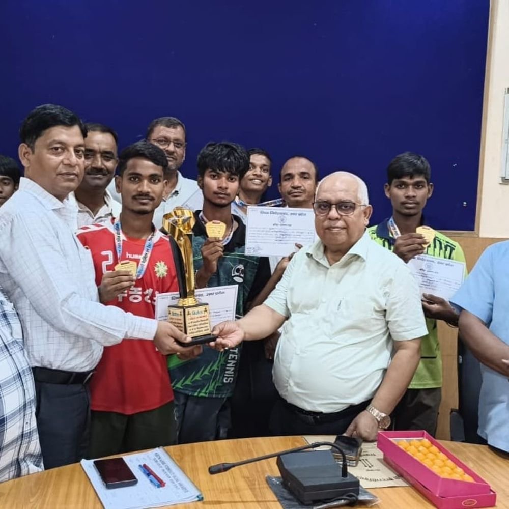 टेबल टेनिस प्रतियोगिता:एमजी इंटर कॉलेज ने जीती राज्य स्तरीय ट्रॉफी, विजेता खिलाड़ियों का जोरदार स्वागत