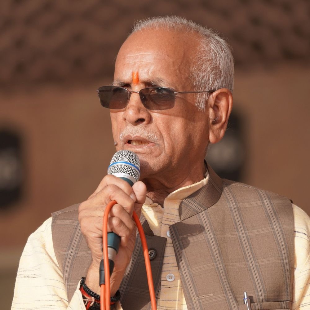 विधानसभा चुनाव तक अयोध्या में रहेंगे चंपत राय:चढ़ावा चोरी की जांच पूरी होने के बाद ऐसा क्यों हो रहा, जानिए वजह