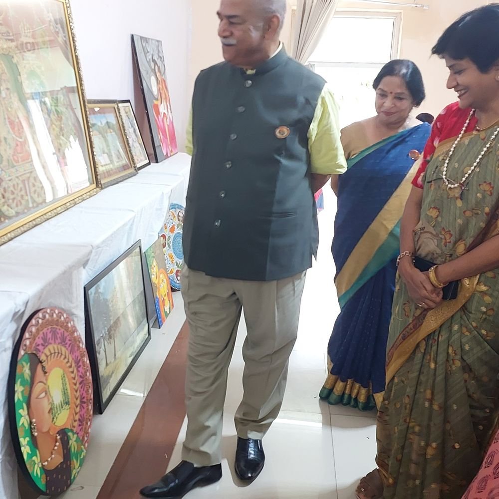 आचार्य नरेंद्र देव महाविद्यालय में कला प्रतियोगिता:छात्राओं ने पेंटिंग से बालिका शिक्षा का संदेश दिया; विजेता सम्मानित