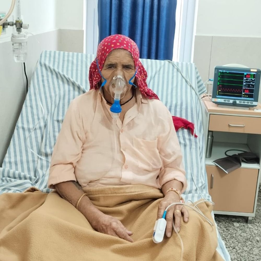 बागपत में शूटर दादी की तबीयत बिगड़ी:सांस लेने में दिक्कत और खांसी के बाद कराया गया एडमिट