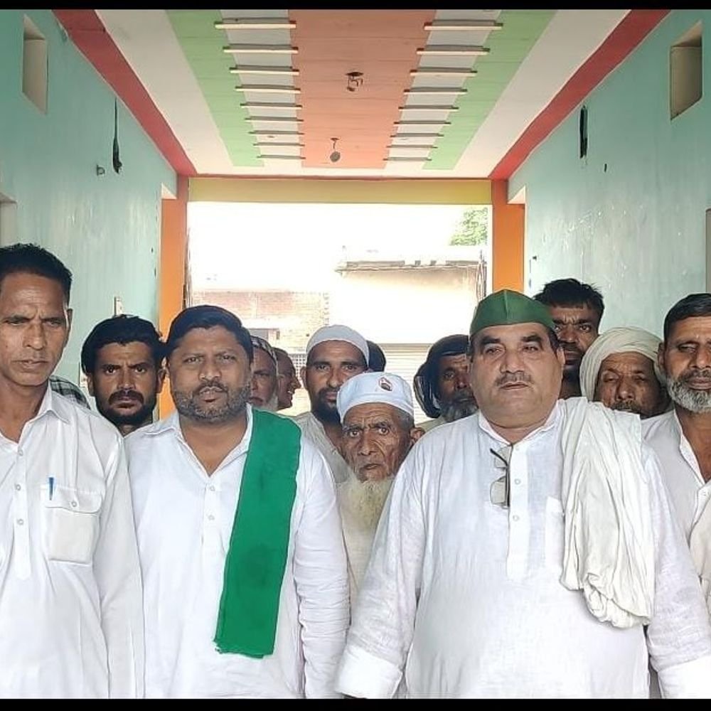 अमरोहा में भाकियू की पंचायत:बाढ़ पीड़ित अन्नदाताओं को मिले मुआवजा, सर्किल रेट पर उग्र आंदोलन चेतावनी