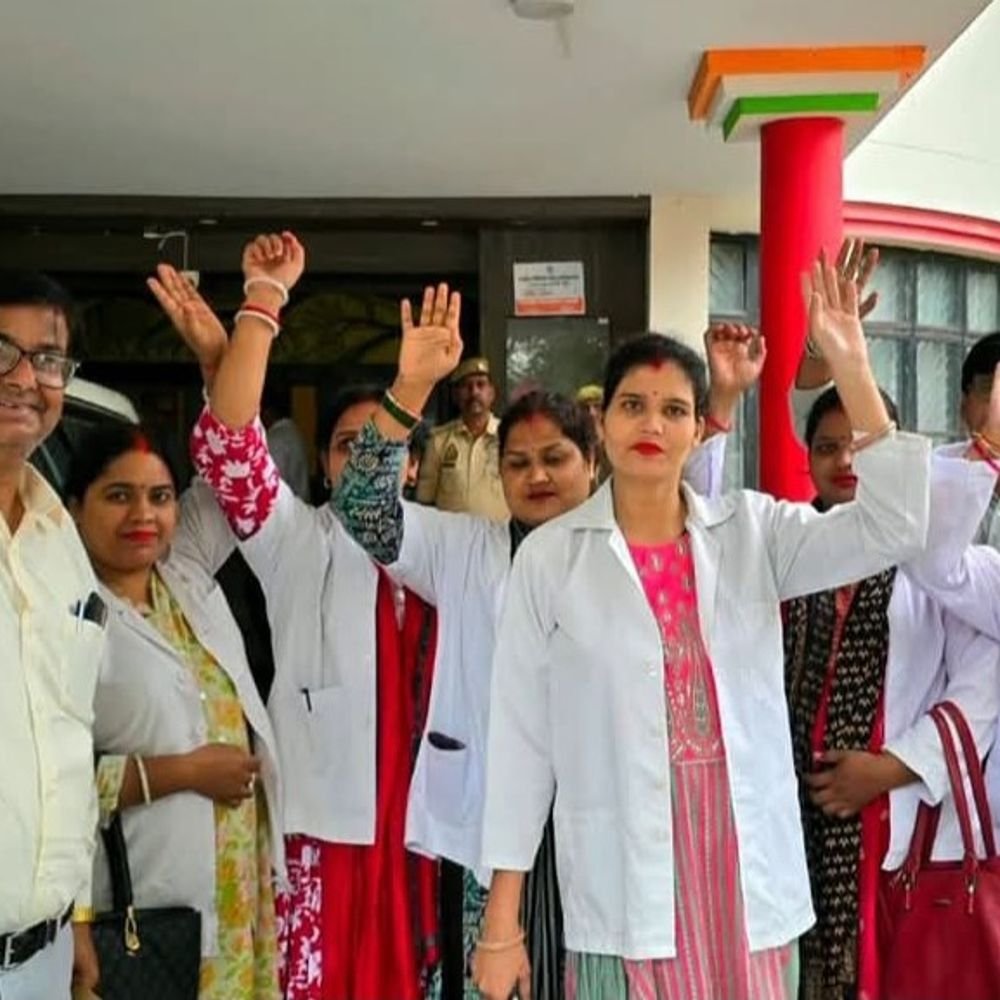आउटसोर्सिंग कर्मियों ने जताई खुशी:ईपीएफ-ईएसआई जमा किए बिना एजेंसी को सर्विस बिल का नहीं होगा भुगतान