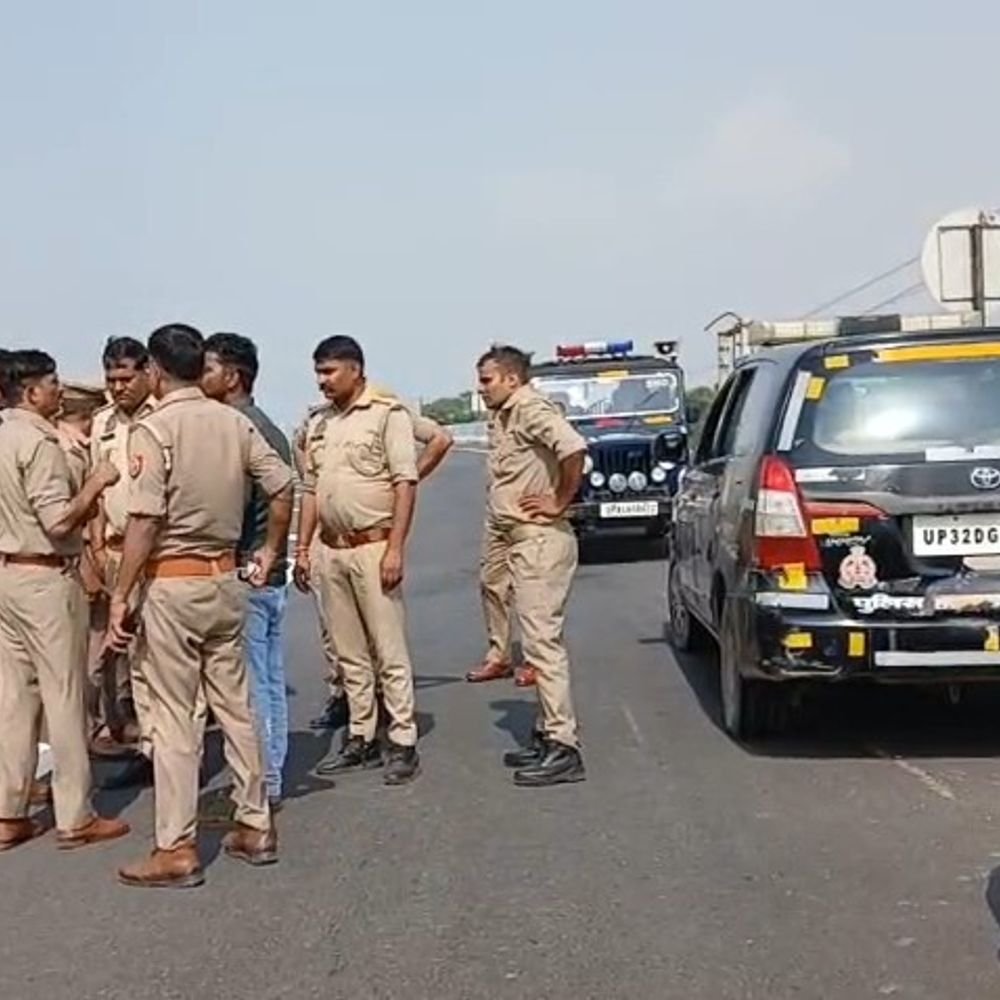 मथुरा में युवक से 7 लाख की लूट:हाईवे पर बाइक सवार बदमाशों ने तमंचा दिखाकर डराया; पुलिस मामला संदिग्ध मान रही