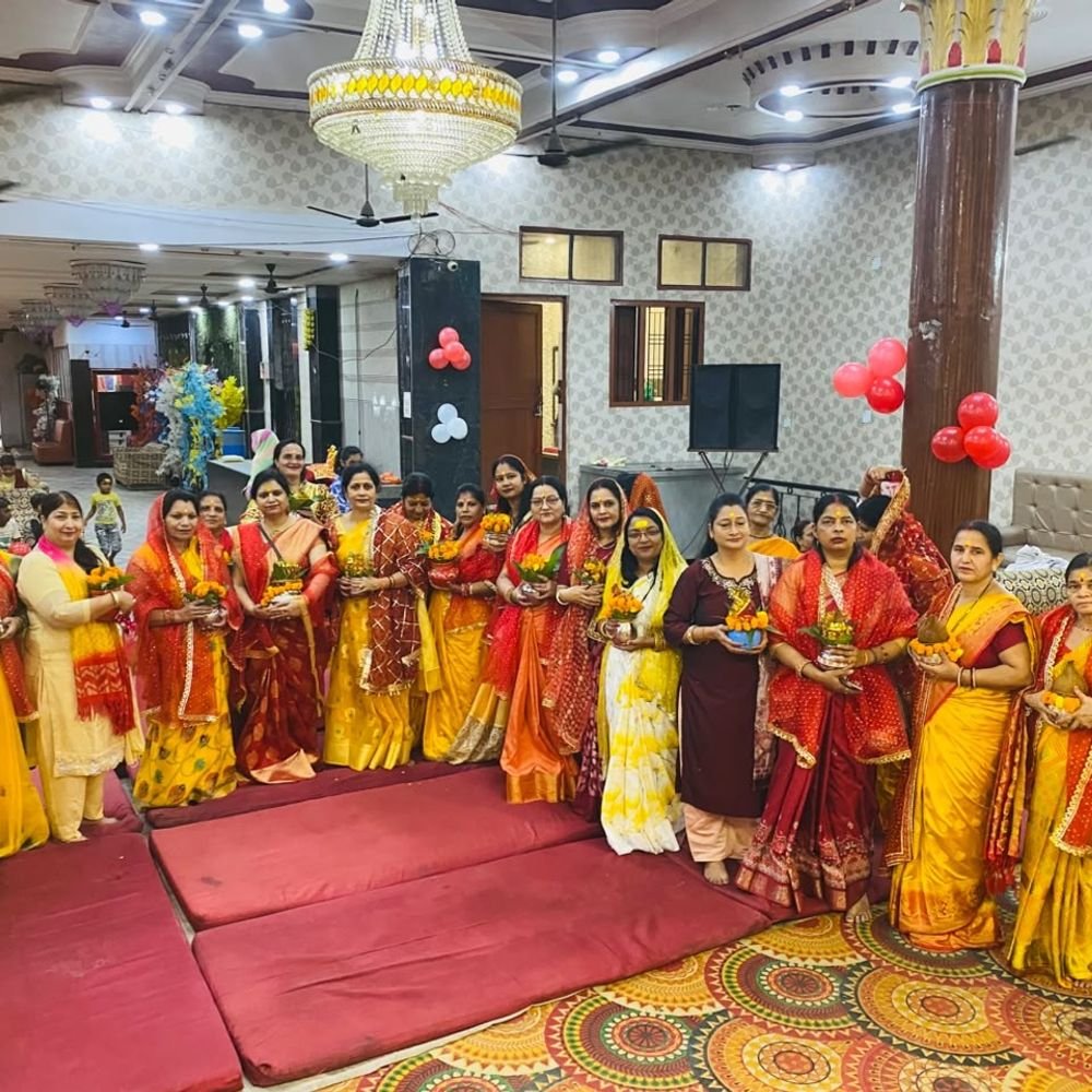 मुरादाबाद में श्रीमद्भागवत कथा महोत्सव की कलश यात्रा:बारिश के बीच उमड़ा श्रद्धालुओं का सैलाब, आचार्य सत्य देवानंद ने सुनाई राजा परीक्षित की कथा