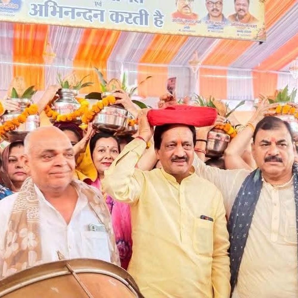 मुजफ्फरनगर में श्रीराम कथा महोत्सव:महामंडलेश्वर उमाकांतानंद सरस्वती सुनाएंगे कथा, कलश यात्रा निकाली