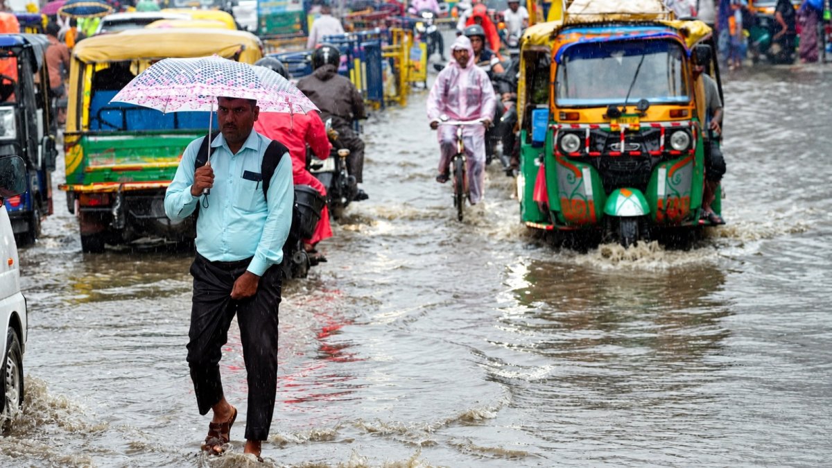 बिहार में भारी बारिश का अलर्ट, गया-औरंगाबाद समेत 24 जिलों में सावधानी