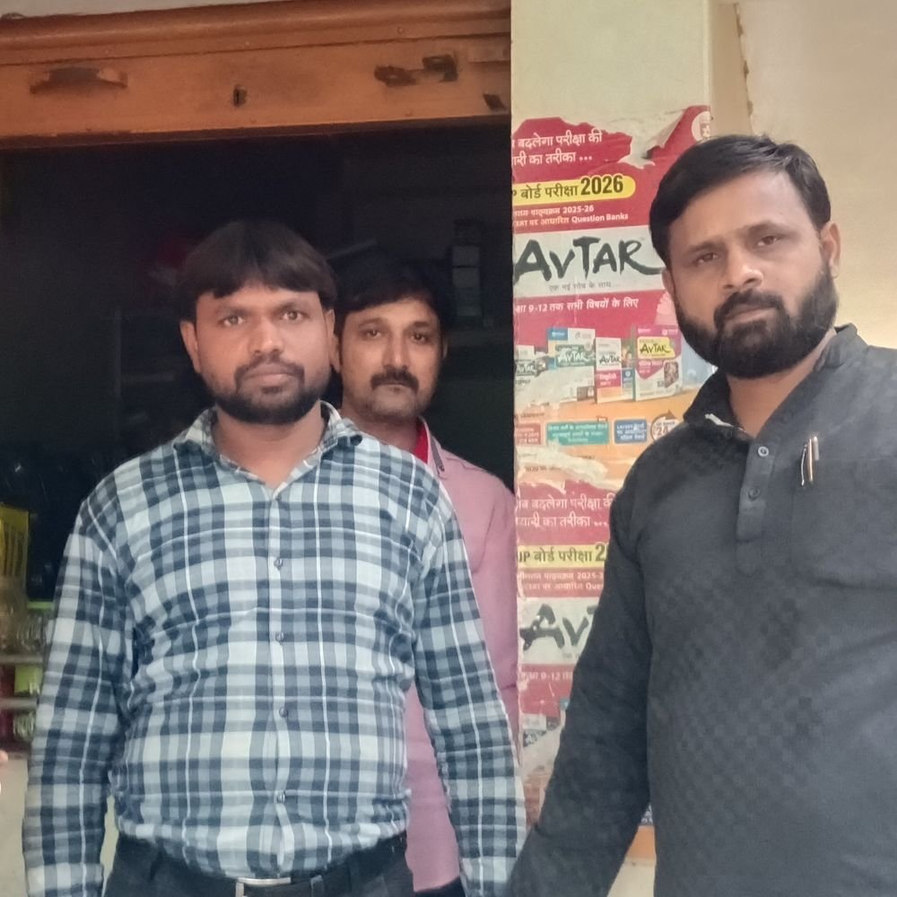 2 अक्टूबर को 'नो यूपीआई डे' मनाएंगे व्यापारी:वाराणसी में पदाधिकारियों ने बाजारों में भ्रमण कर मांगा समर्थन