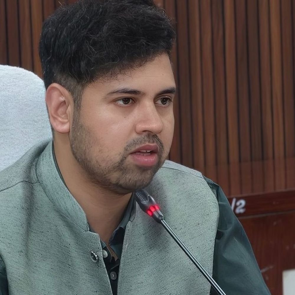 मुरादाबाद में शनिवार को बंद रहेंगे स्कूल:मौसम विभाग ने जारी की है अत्यधिक बारिश की चेतावनी, DM ने घोषित किया अवकाश