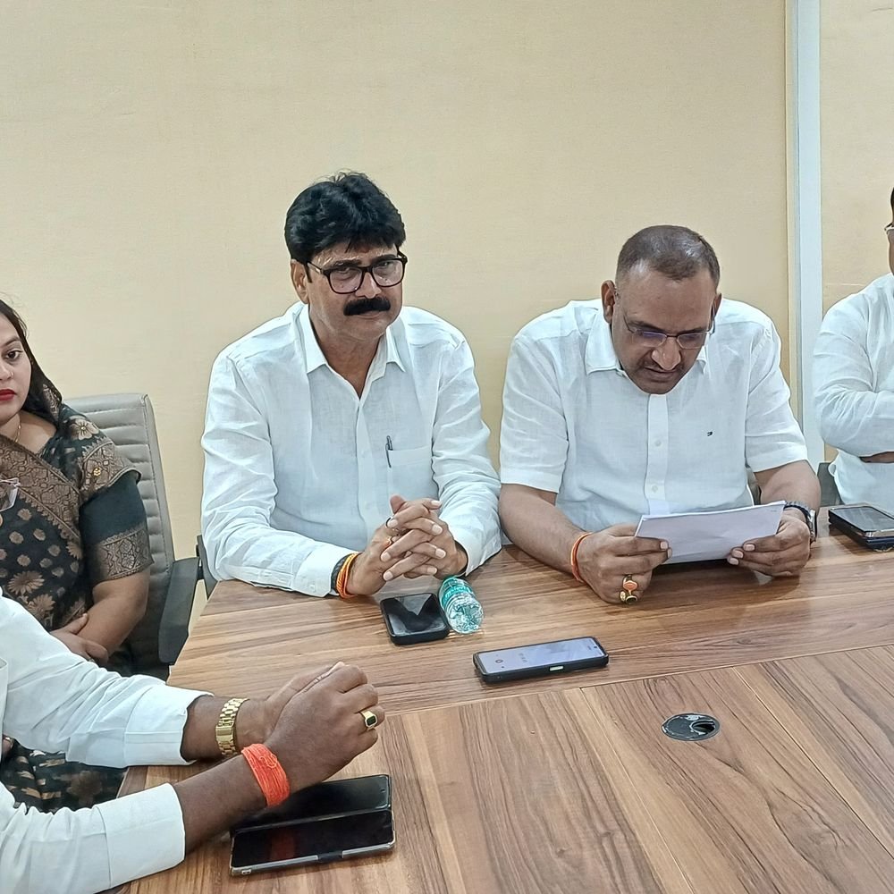 चंदौली में भाजपा की प्रेस वार्ता:चुनाव आयोग पर सवाल उठाने को लेकर विपक्ष पर निशाना