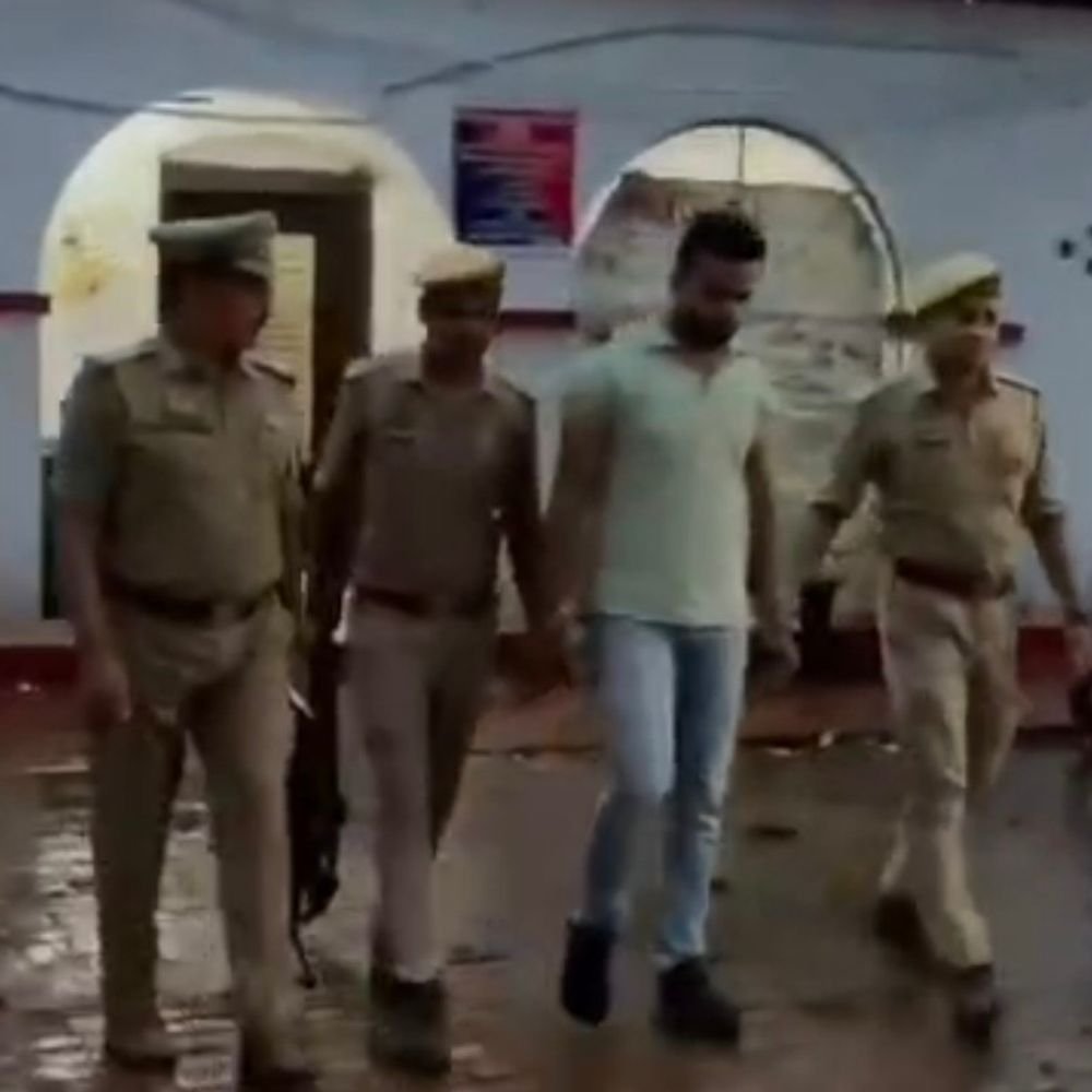बी-फार्मा छात्रा पर कार चढ़ाने वाला आरोपी गिरफ्तार:होंडा अमेज कार जब्त, भाई ने लगाया था छेड़छाड़ का आरोप