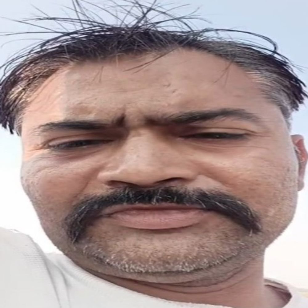 यमुना में छलांग लगाने वाले युवक का मिला शव:मौत से पहले बनाया वीडियो, कंपनी के सुपरवाइजर और मालिक के बेटे पर लगाया प्रताड़ित करने का आरोप