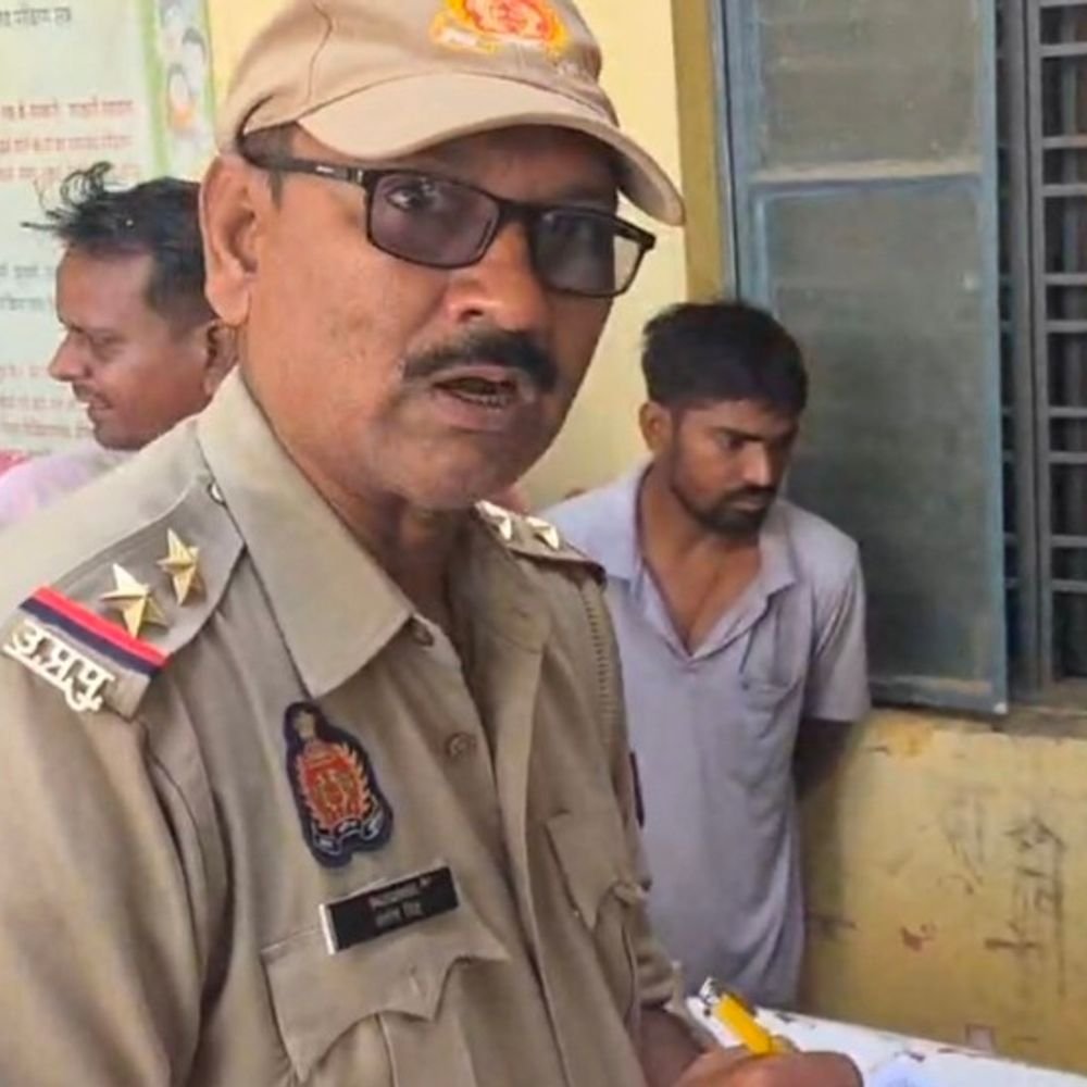 अमेठी में तालाब किनारे फिसलकर गिरा 14 साल का किशोर:अस्पताल में दम तोड़ा, मछली पकड़ते समय हादसा