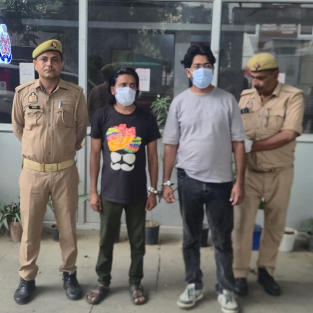 घर में बना रहे थे आयुर्वेदिक कामोत्तेजक दवाएं:फर्जी लेबल लगाकर बेचते थे; 2 गिरफ्तार, बिना लाइसेंस चल रहा था कारोबार