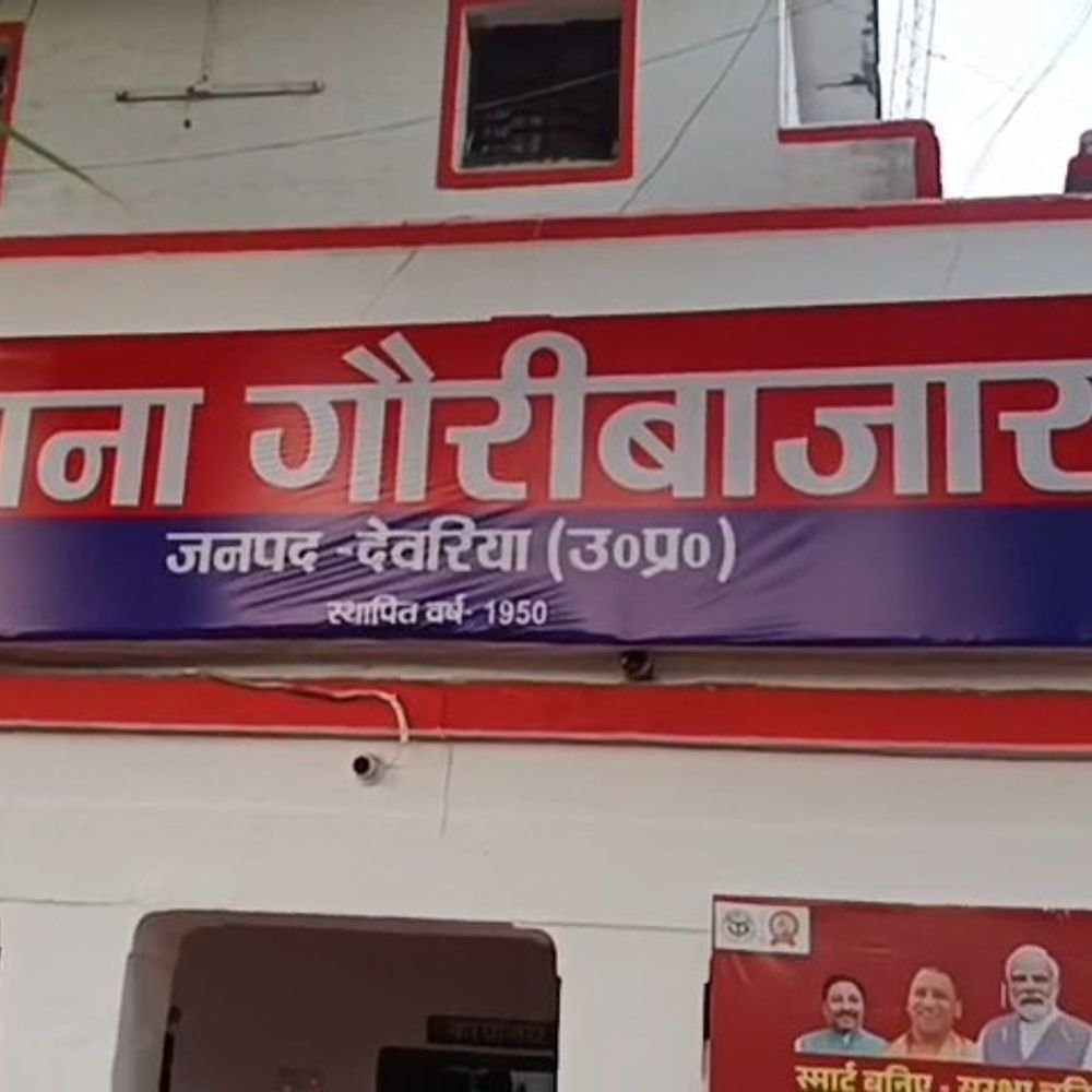 घर में घुसकर रेप की कोशिश, विरोध पर पीटा:आरोपी ने मोबाइल भी छीना; मां की शिकायत पर 5 लोगों पर केस दर्ज