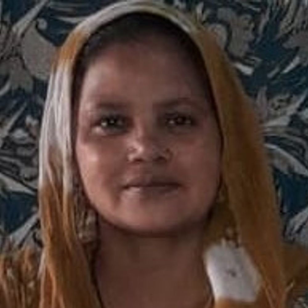 मेरठ के सरधना में मां-बेटी की 24 घंटे में मौत:मां के निधन पर मायके जा रही बेटी की बाइक सांड से टकराई, इलाज के दौरान दम तोड़ा