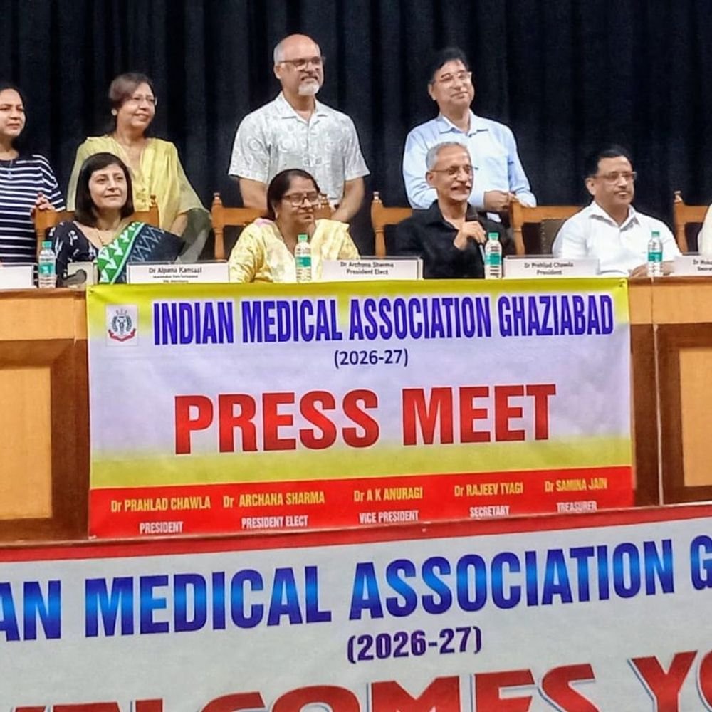 गाजियाबाद में आईएमए की नई टीम गठित:IMA की नई कार्यकारिणी ने संभाला कार्यभार, डॉ. प्रवीण चावला बने नए अध्यक्ष