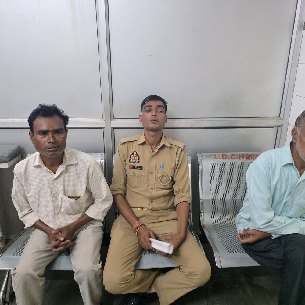 बिजली का तार हटाने को लेकर दो पक्षों में मारपीट:संभल में पति-पत्नी समेत एक ही परिवार के चार लोग घायल