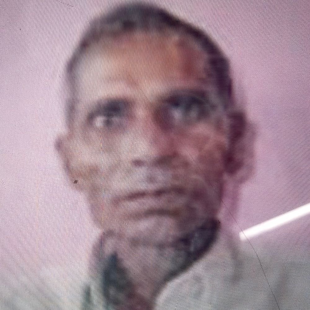 साढ़ में तेज रफ्तार बाइक ने बुजुर्ग किसान को रौंदा:खेत जाते समय हुआ हादसा, 7 दिन इलाज के बाद मौत