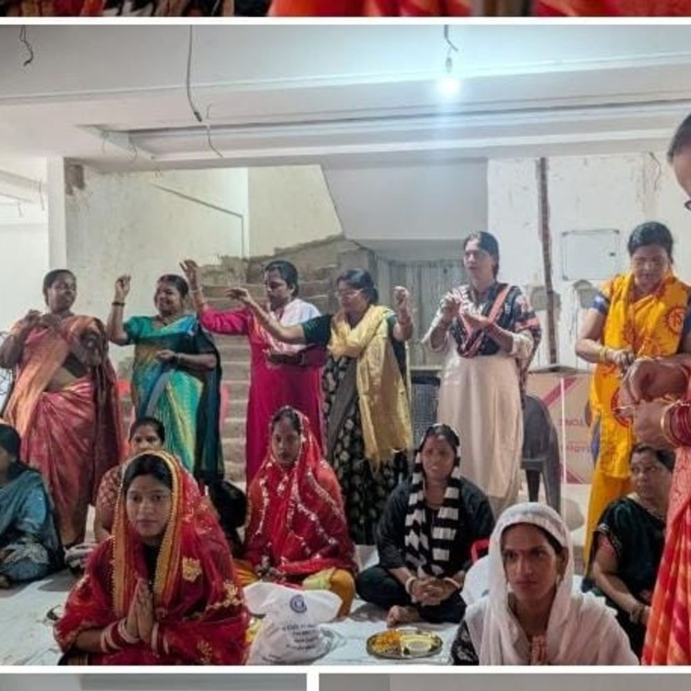 गर्भवती महिलाओं का स्वास्थ्य परीक्षण:वाराणसी में गोद भराई और अखंड गायत्री जप किया, भेंट की गई 'पोषण थाली'