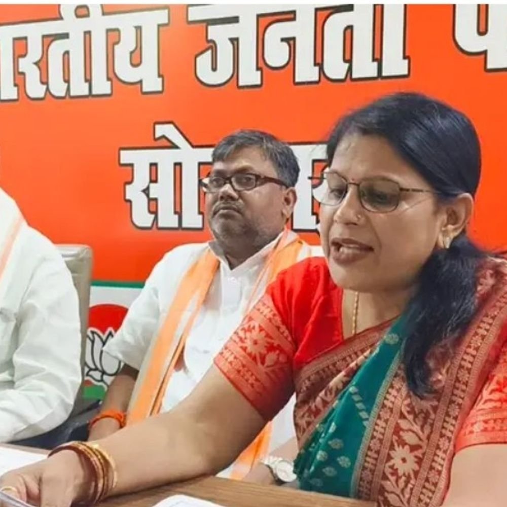 भाजपा की रूबी प्रसाद ने कांग्रेस पर साधा निशाना:कहा- संवैधानिक संस्थाओं पर सवाल उठाने से पहले प्रमाण दें, हारने पर उठाते हैं सवाल