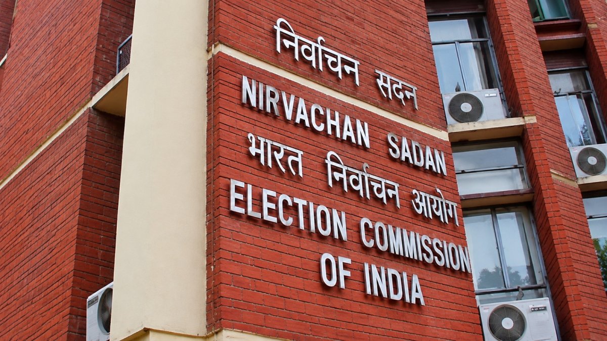 बंगाल एसआईआर की 37 लाख अपीलें लंबित, 12 साल लगेंगे