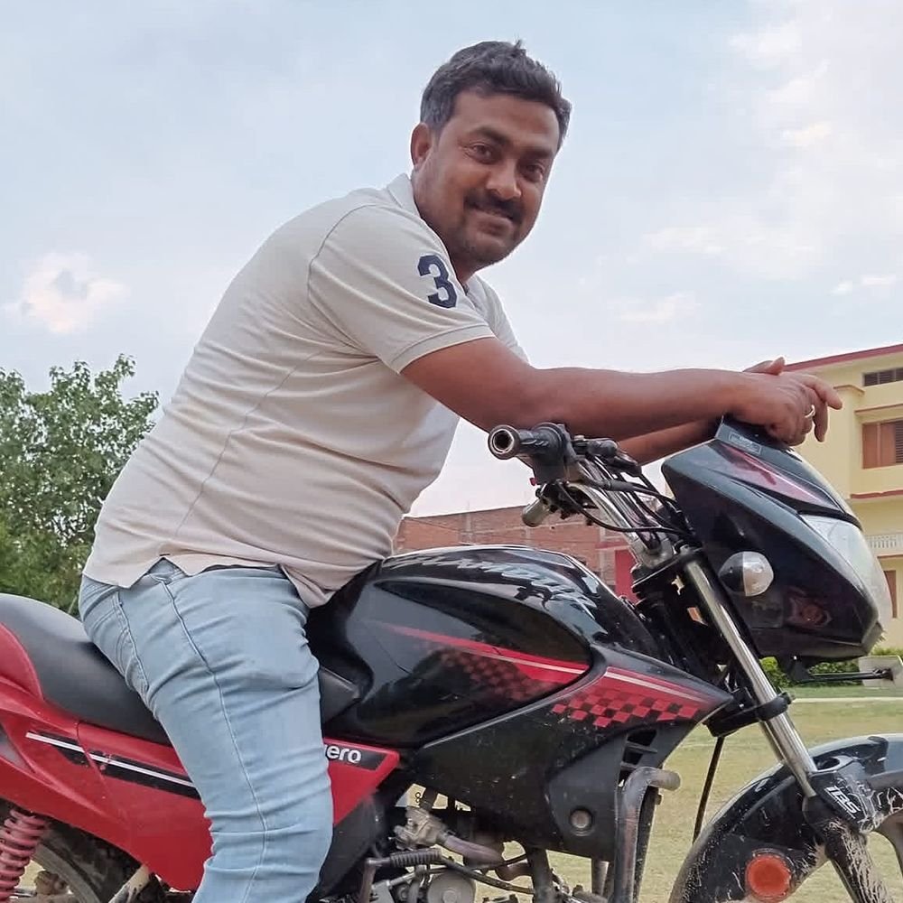 दो बाइकों की आमने-सामने टक्कर:एक युवक की मौत; दूसरा बाइक सवार घायल, रतनपुरा-बसनहीं पुल पर हादसा