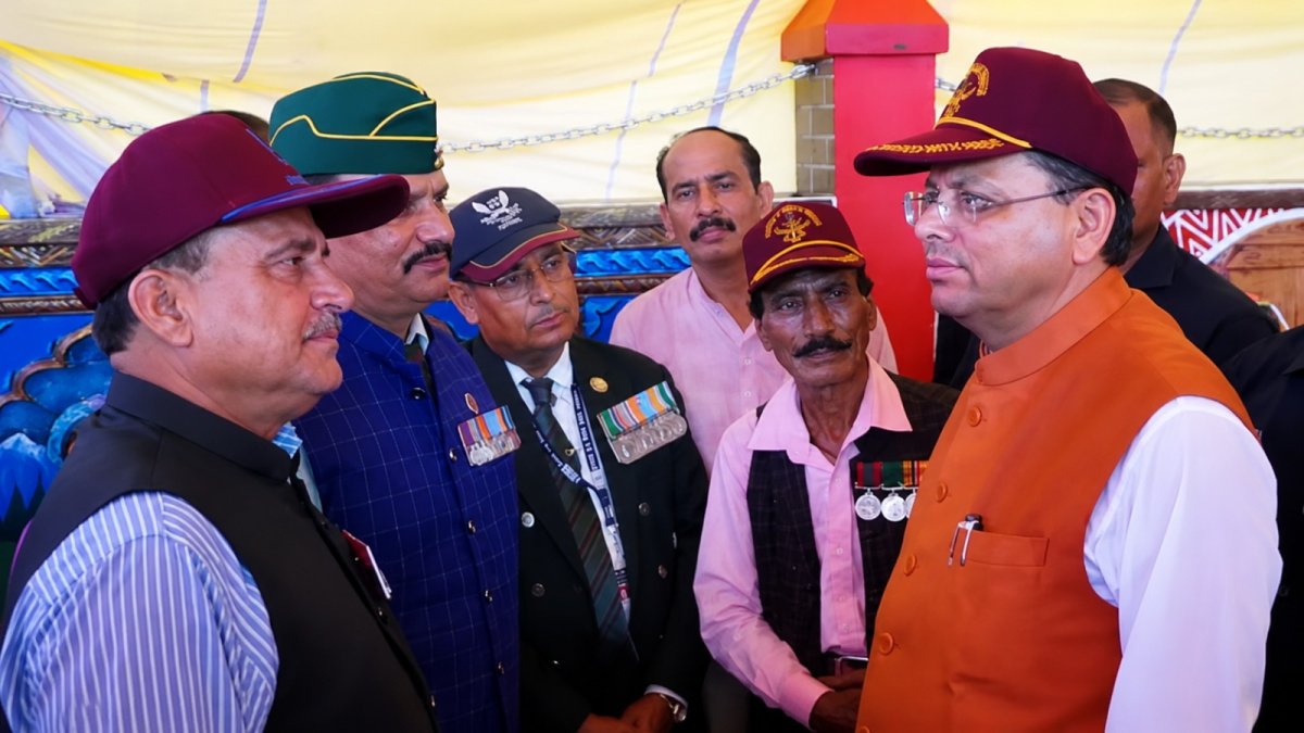 बनबसा में शहीद स्मारक का लोकार्पण, धामी ने वीर जवानों को किया नमन