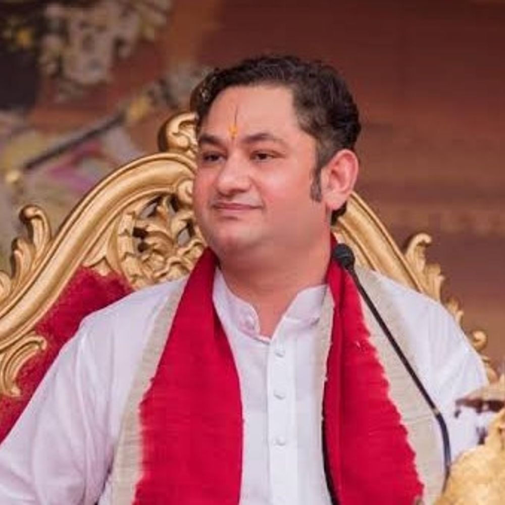लखनऊ में भागवत कथा 4 से:डीएवी कॉलेज में सात दिन श्रीमद् भागवत राधारमण कथा सुनाएंगे पुंडरीक गोस्वामी